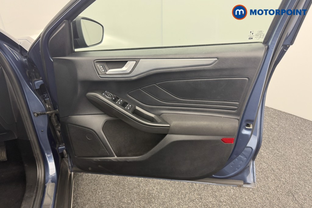 Ford Focus Active Manual Petrol Estate - Stock Number (1582666) - 17th supplementary image