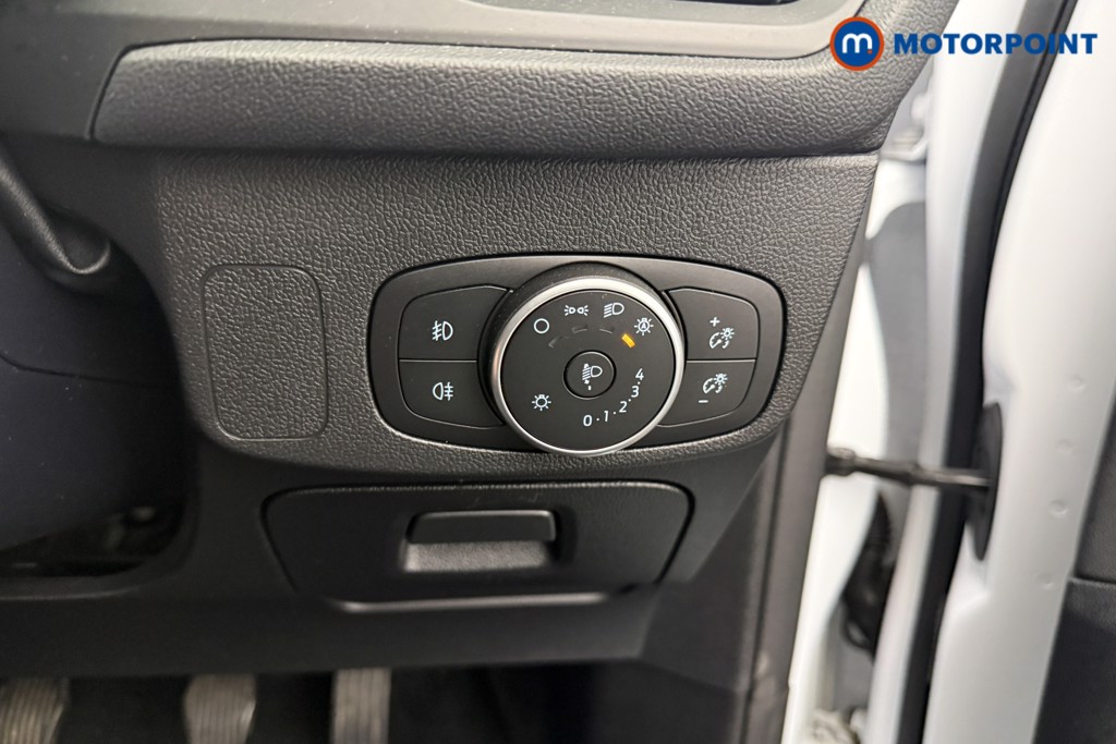 Ford Focus Active X Manual Petrol Hatchback - Stock Number (1582667) - 15th supplementary image