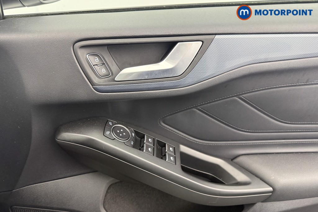 Ford Focus Active X Manual Petrol Hatchback - Stock Number (1582667) - 16th supplementary image