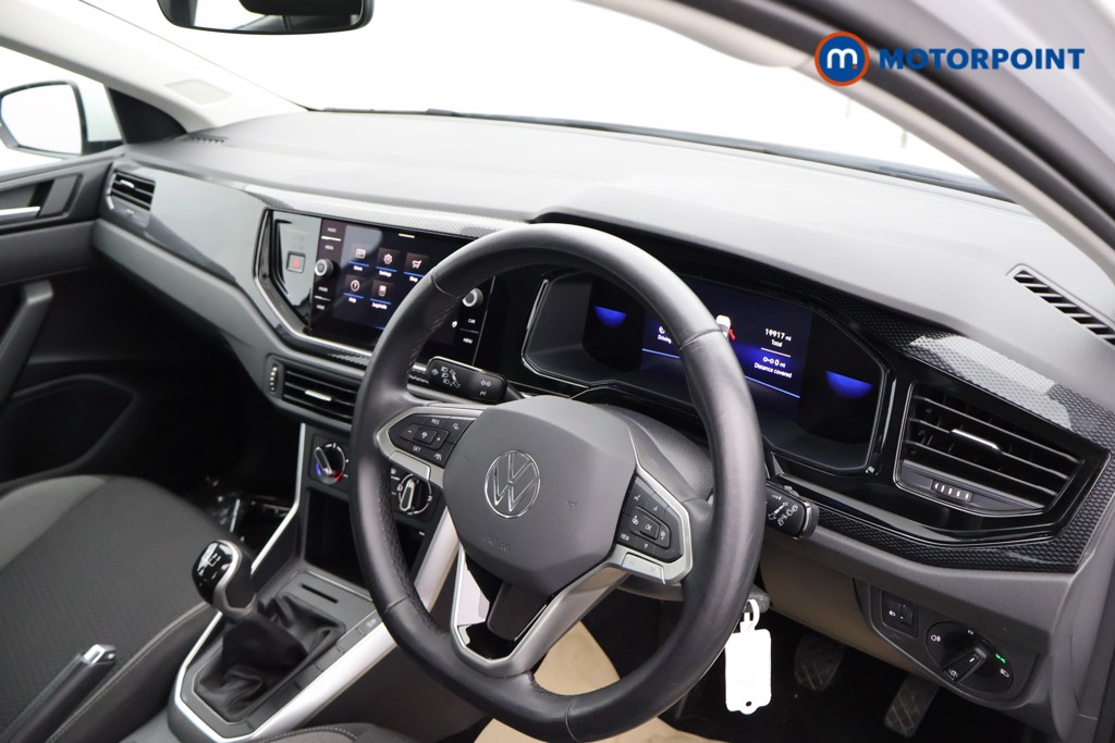 Volkswagen Polo Life Manual Petrol Hatchback - Stock Number (1582778) - 16th supplementary image