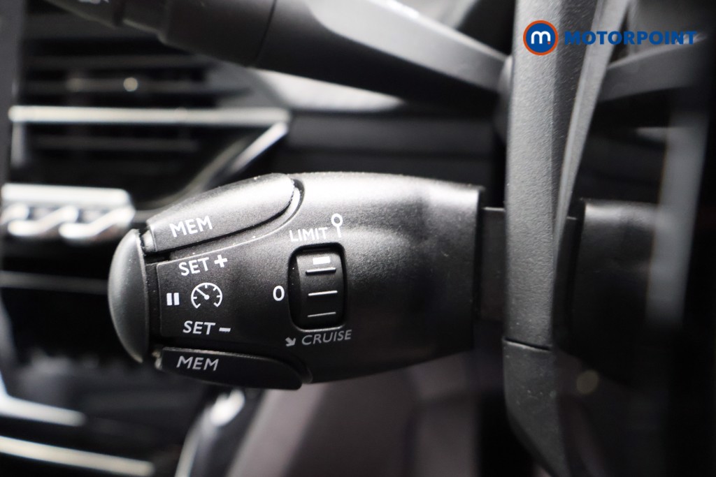 Peugeot 208 Allure Premium -Plus Automatic Electric Hatchback - Stock Number (1582828) - 6th supplementary image