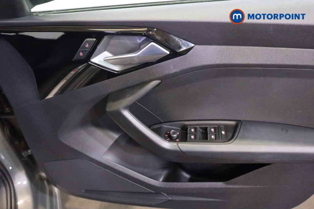 Audi A1 S Line Manual Petrol Hatchback - Stock Number (1583014) - 9th supplementary image