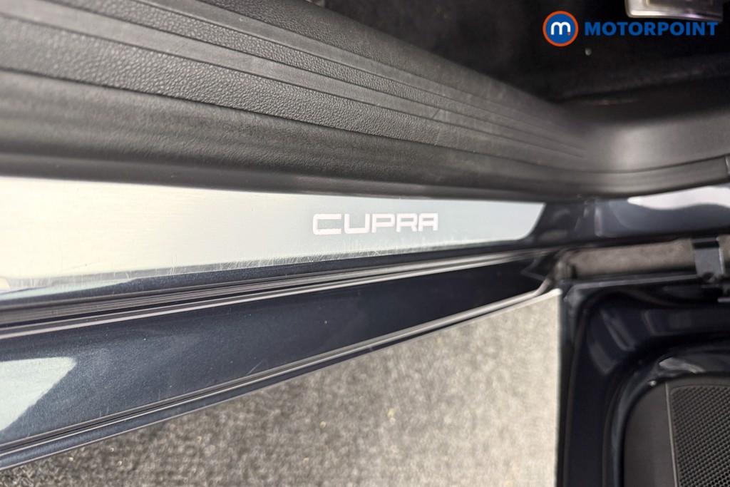 Seat Leon Cupra Automatic Petrol Hatchback - Stock Number (1583497) - 17th supplementary image