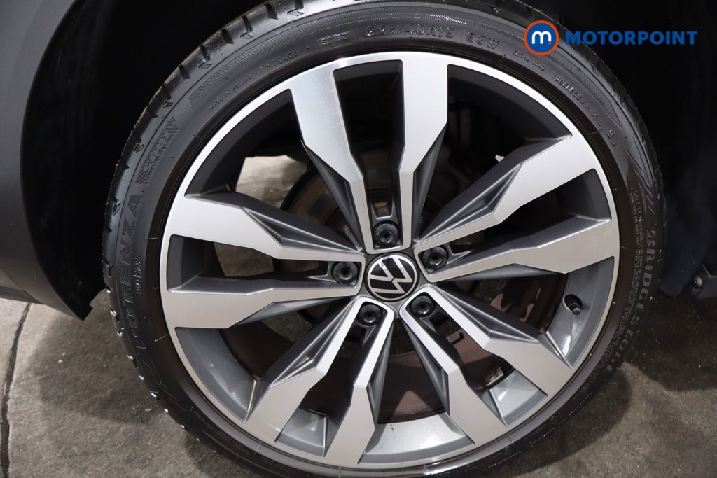 Volkswagen T-Roc R-Line Manual Petrol SUV - Stock Number (1583662) - 9th supplementary image