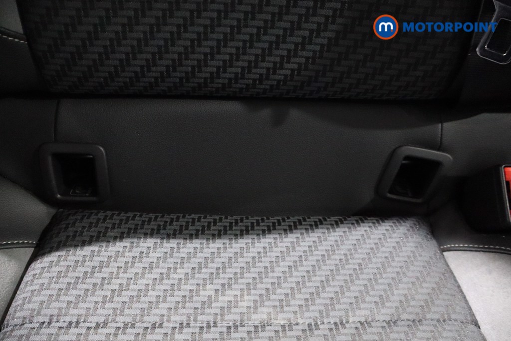 Volkswagen T-Roc R-Line Manual Petrol SUV - Stock Number (1583662) - 26th supplementary image