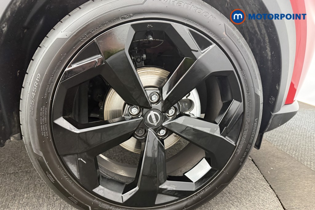 Nissan Juke Tekna Manual Petrol SUV - Stock Number (1583715) - 11th supplementary image