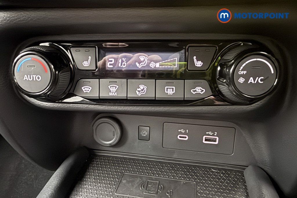 Nissan Juke Tekna Manual Petrol SUV - Stock Number (1583715) - 16th supplementary image