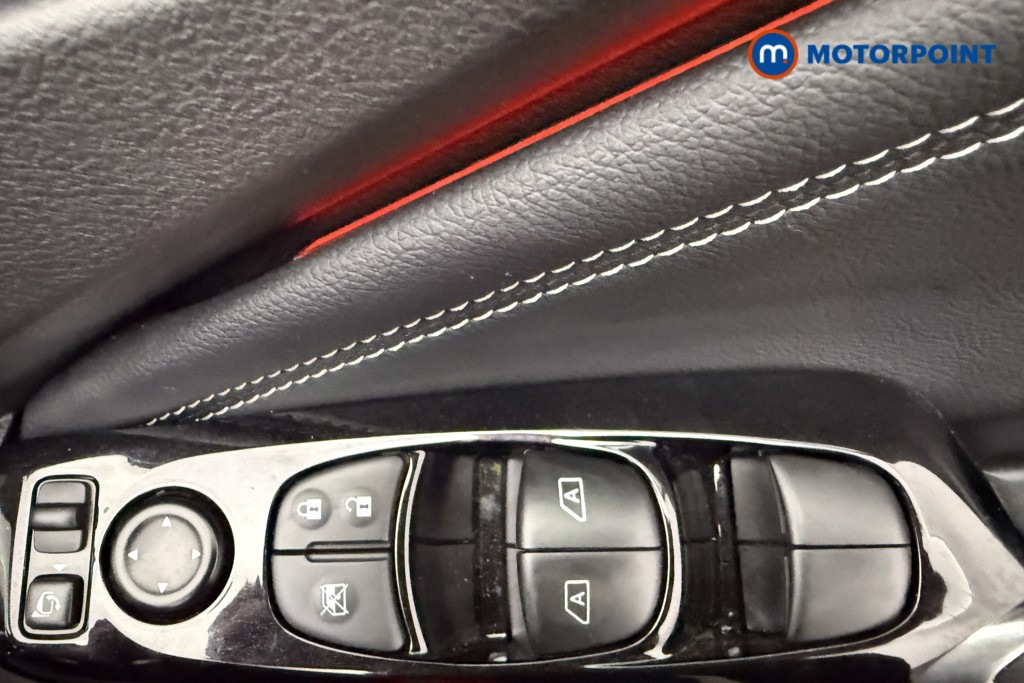 Nissan Juke Tekna Manual Petrol SUV - Stock Number (1583715) - 19th supplementary image