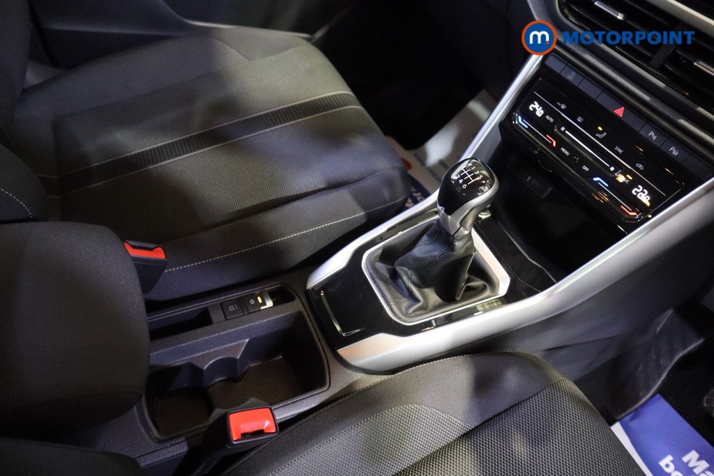 Volkswagen T-Roc Life Manual Petrol SUV - Stock Number (1584012) - 7th supplementary image