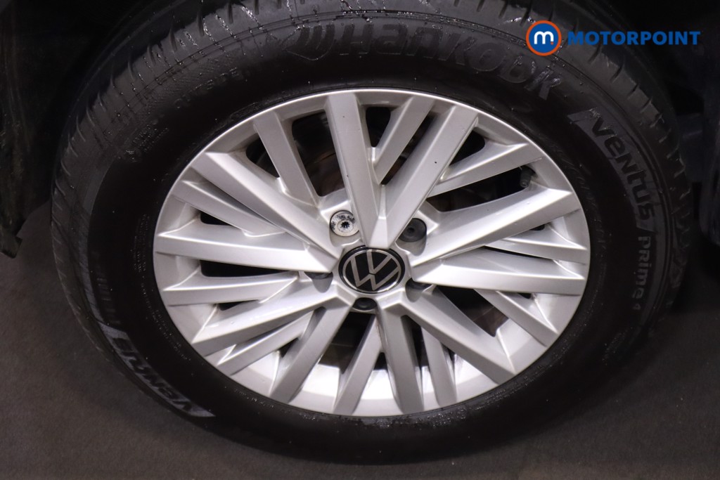 Volkswagen T-Roc Life Manual Petrol SUV - Stock Number (1584012) - 21st supplementary image