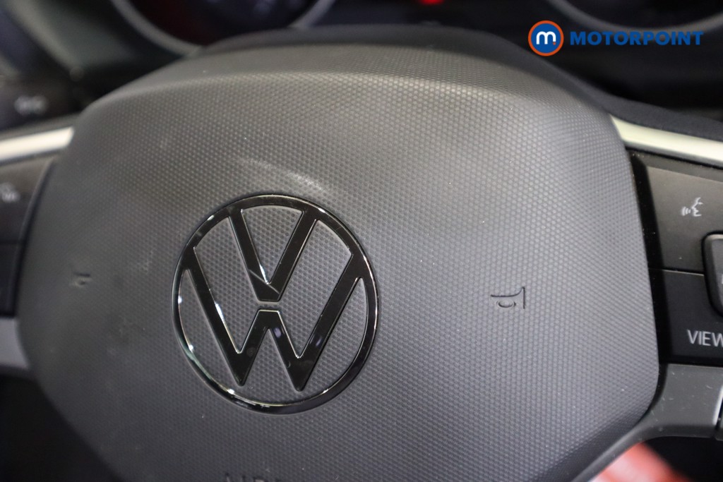 Volkswagen Tiguan Life Manual Petrol SUV - Stock Number (1584117) - 14th supplementary image