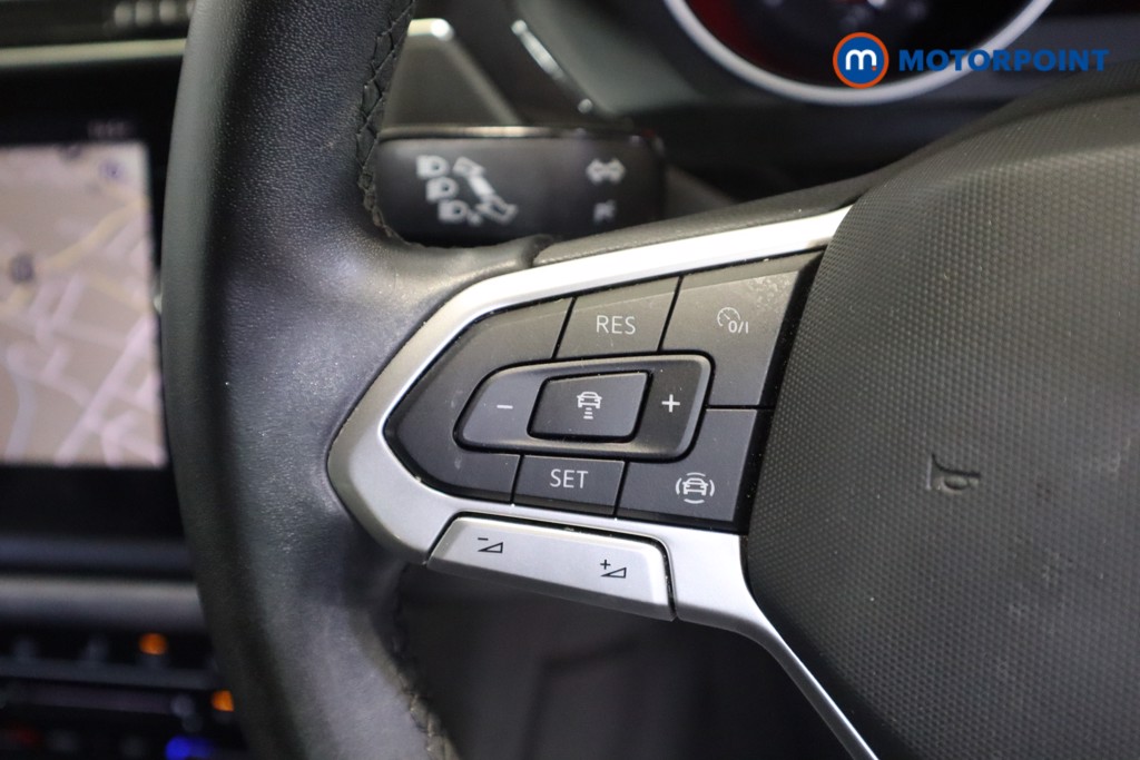 Volkswagen Tiguan Life Manual Petrol SUV - Stock Number (1584117) - 15th supplementary image