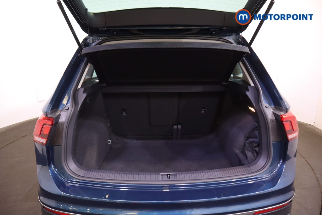 Volkswagen Tiguan Life Manual Petrol SUV - Stock Number (1584117) - 20th supplementary image