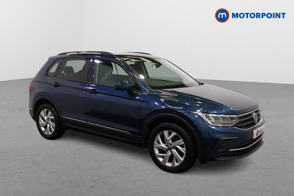 Volkswagen Tiguan Life Manual Petrol SUV - Stock Number (1584117) - Drivers side front corner