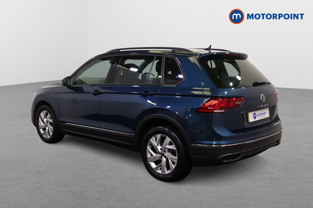 Volkswagen Tiguan Life Manual Petrol SUV - Stock Number (1584117) - Passenger side rear corner