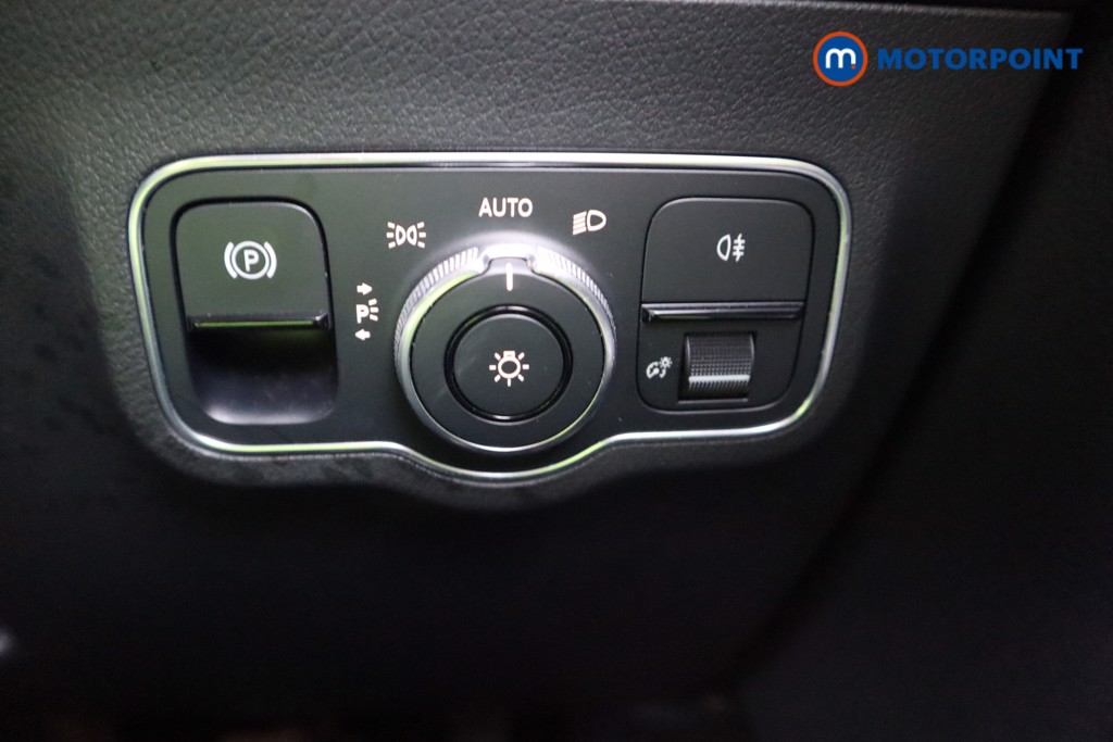 Mercedes-Benz GLA Sport Automatic Petrol SUV - Stock Number (1584121) - 8th supplementary image