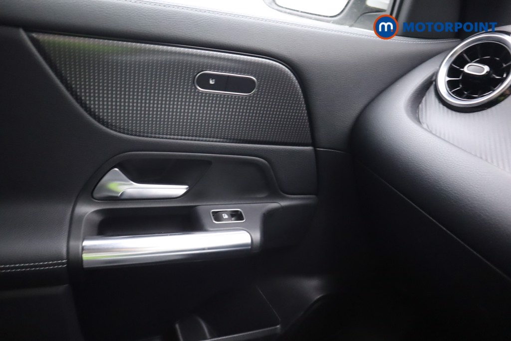 Mercedes-Benz GLA Sport Automatic Petrol SUV - Stock Number (1584121) - 13th supplementary image