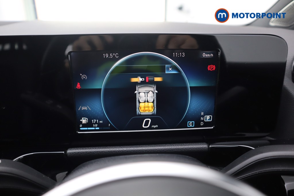 Mercedes-Benz GLA Sport Automatic Petrol SUV - Stock Number (1584121) - 1st supplementary image