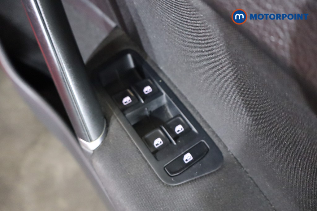 Volkswagen Golf Match Manual Petrol Hatchback - Stock Number (1584133) - 18th supplementary image