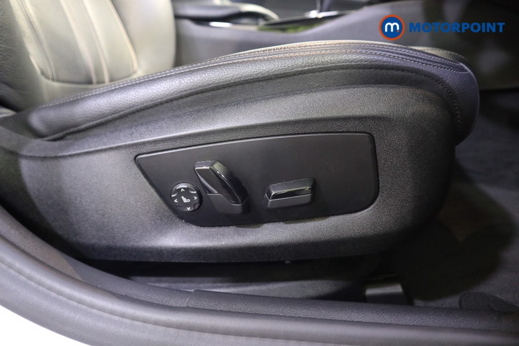 BMW 5 Series SE Automatic Diesel Saloon - Stock Number (1584182) - 16th supplementary image