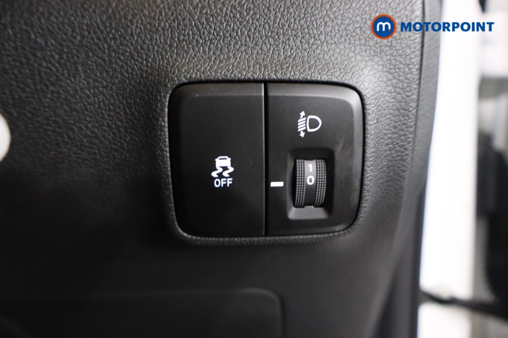Hyundai I10 Advance Manual Petrol Hatchback - Stock Number (1584280) - 16th supplementary image