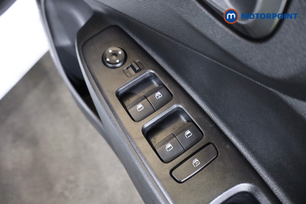 Hyundai I10 Advance Manual Petrol Hatchback - Stock Number (1584280) - 17th supplementary image
