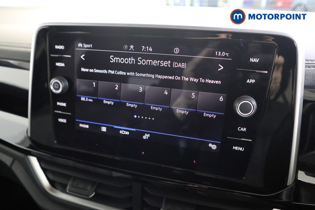 Volkswagen T-Roc R-Line Automatic Petrol SUV - Stock Number (1584438) - 7th supplementary image