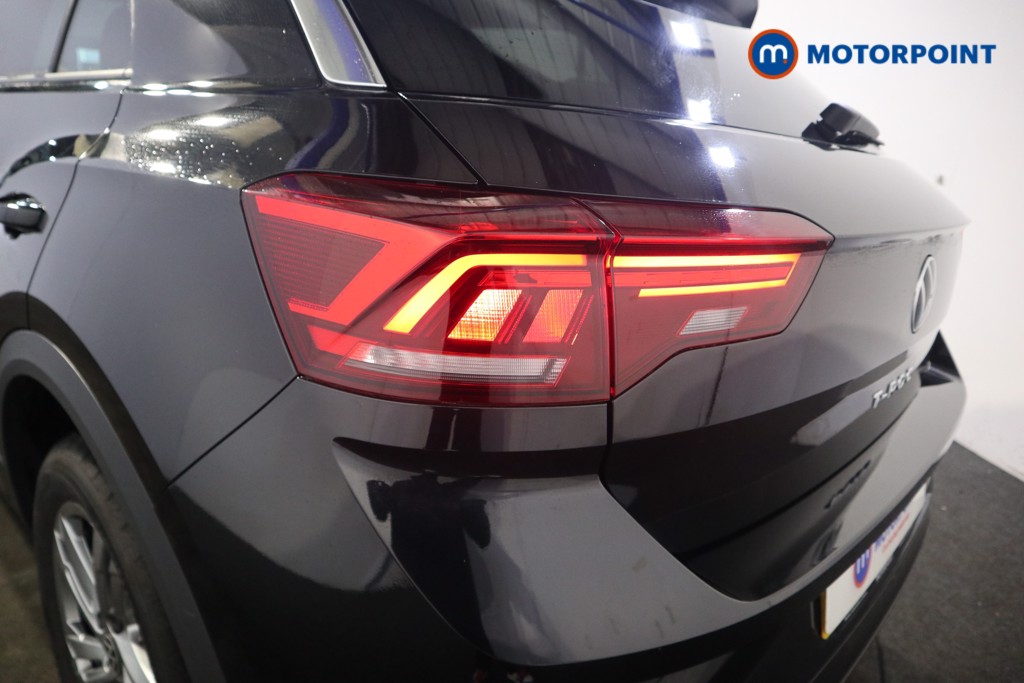 Volkswagen T-Roc R-Line Automatic Petrol SUV - Stock Number (1584438) - 26th supplementary image