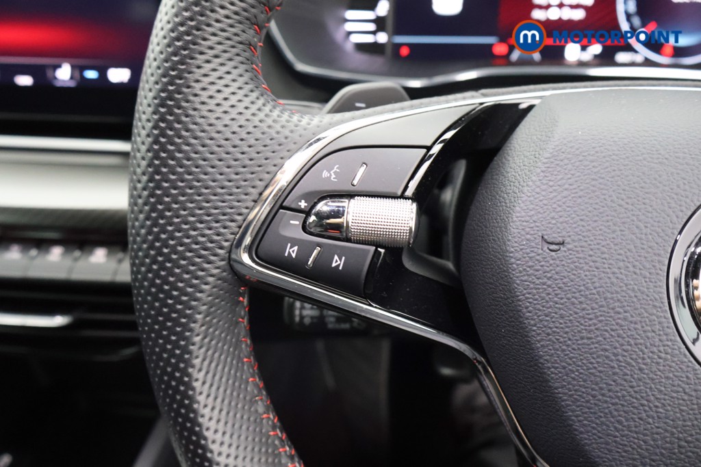 Skoda Octavia VRS Automatic Petrol Hatchback - Stock Number (1584447) - 2nd supplementary image