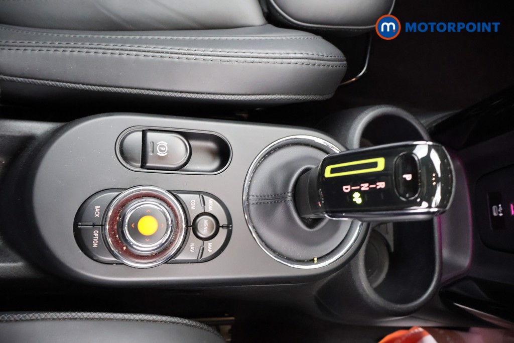 Mini Hatchback Cooper S Level 3 Automatic Electric Hatchback - Stock Number (1584670) - 9th supplementary image