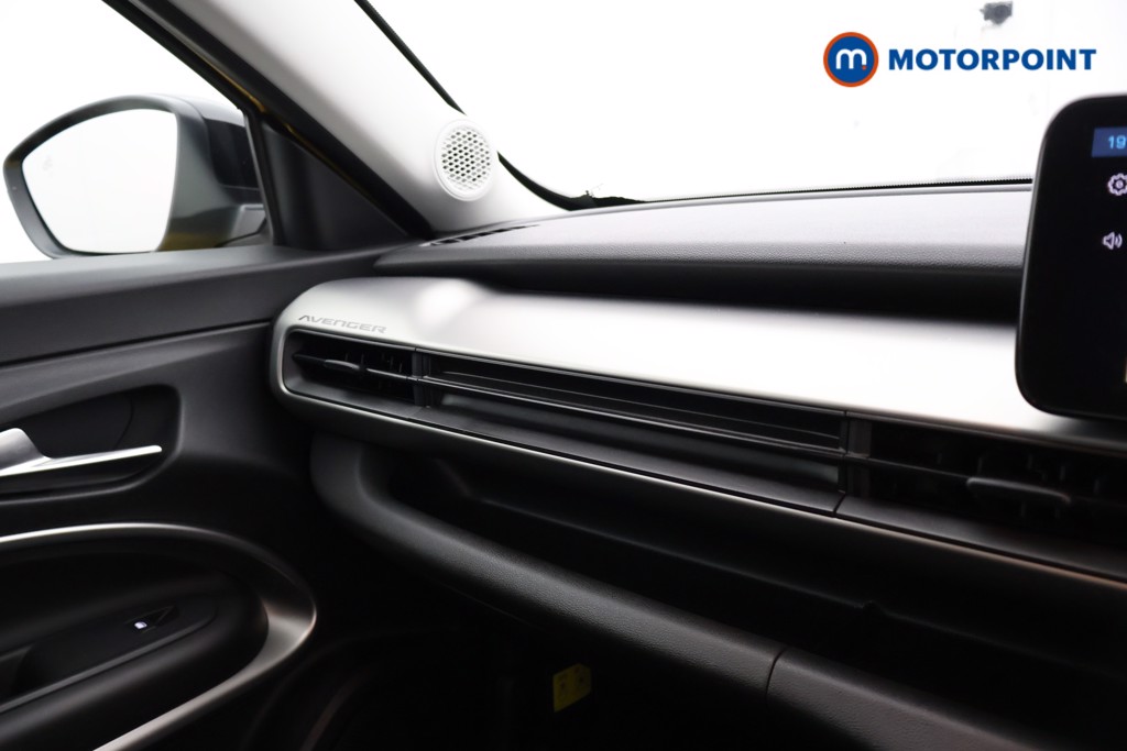 Jeep Avenger Summit Automatic Electric SUV - Stock Number (1584672) - 11th supplementary image