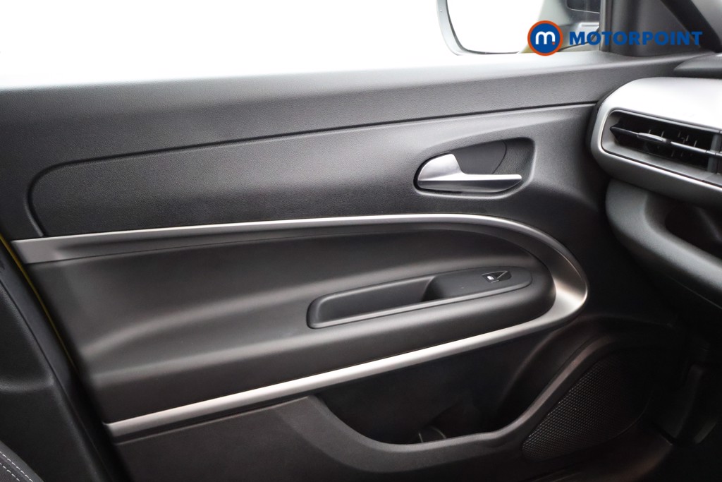 Jeep Avenger Summit Automatic Electric SUV - Stock Number (1584672) - 12th supplementary image