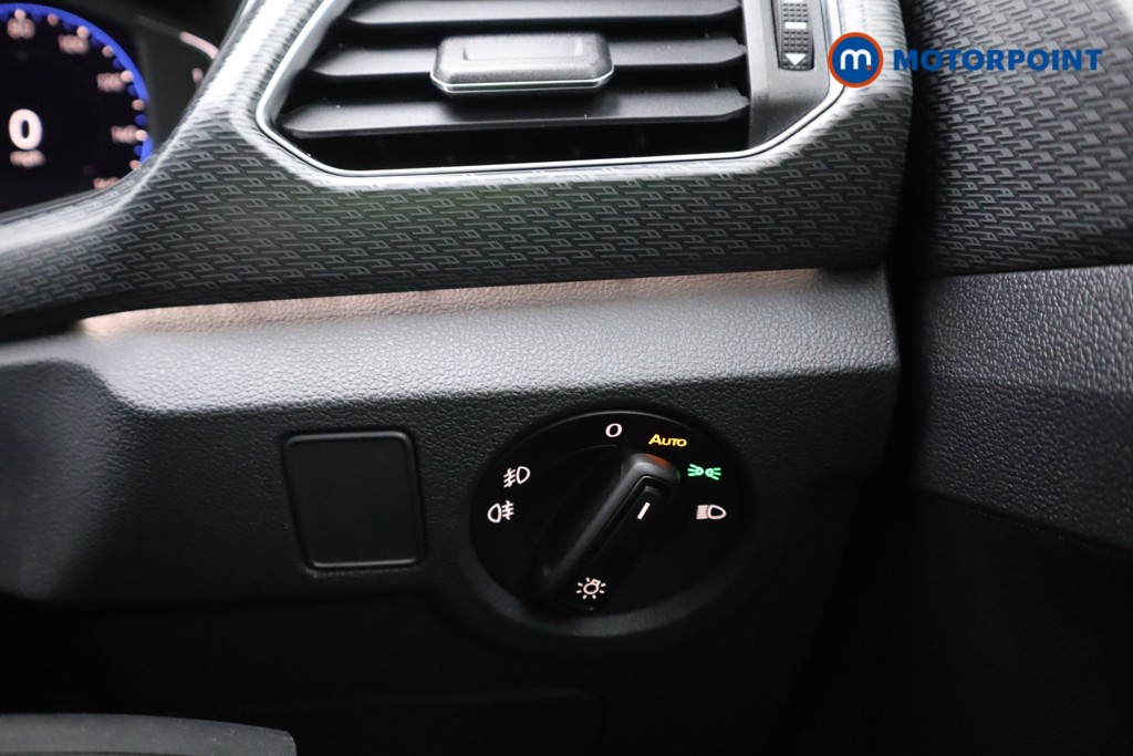Volkswagen T-Cross R-Line Manual Petrol SUV - Stock Number (1584733) - 8th supplementary image