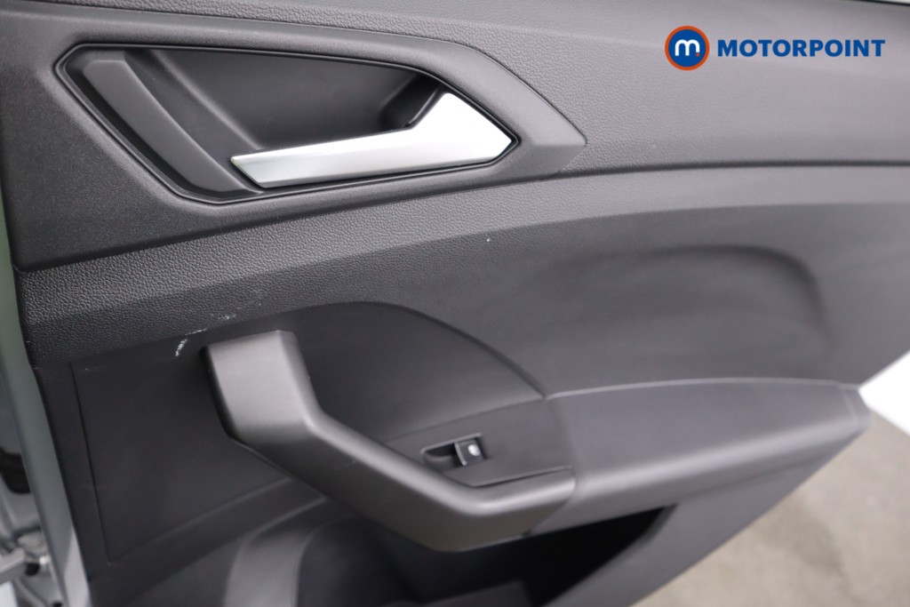 Volkswagen T-Cross R-Line Manual Petrol SUV - Stock Number (1584733) - 14th supplementary image