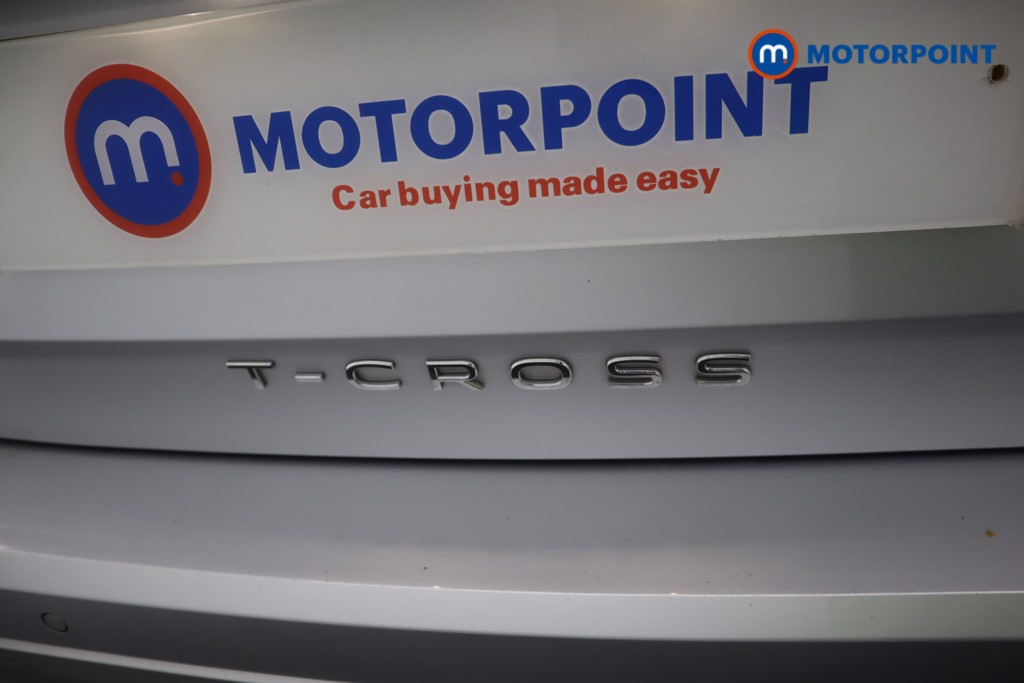 Volkswagen T-Cross R-Line Manual Petrol SUV - Stock Number (1584733) - 18th supplementary image