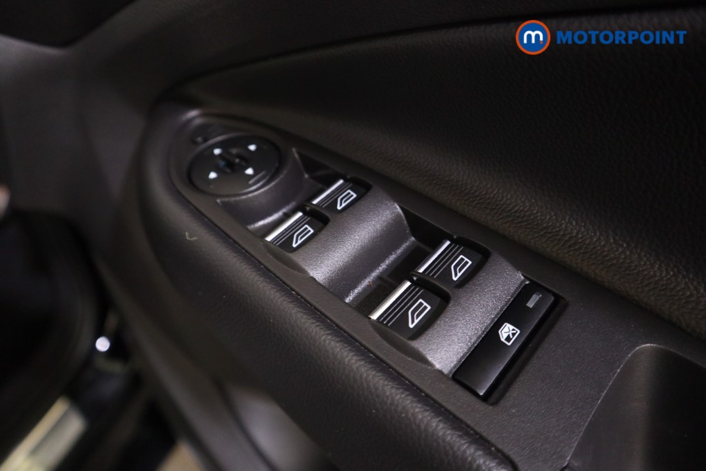 Ford Kuga St-Line Manual Diesel SUV - Stock Number (1584739) - 14th supplementary image