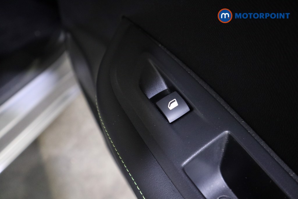 Peugeot 2008 GT Manual Diesel SUV - Stock Number (1584784) - 14th supplementary image