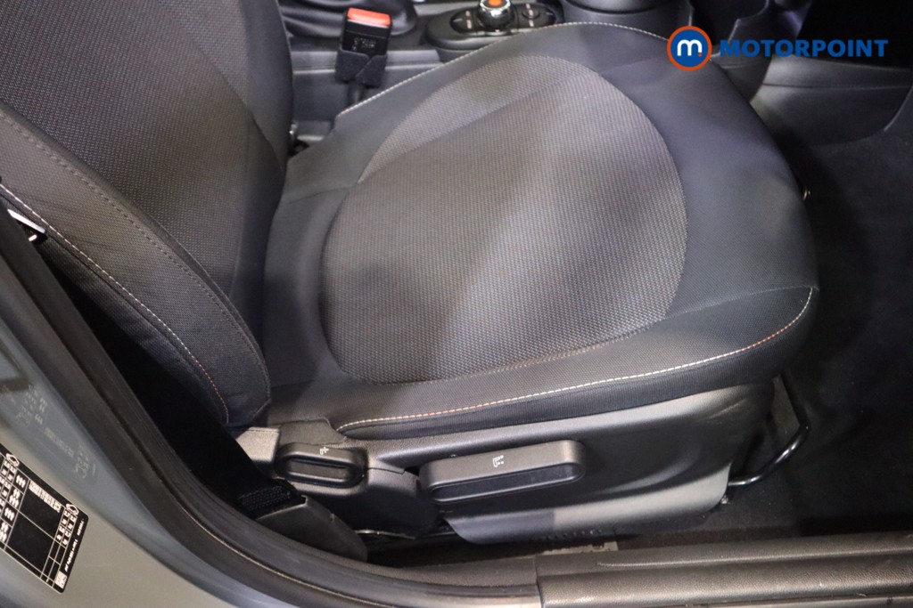 Mini Hatchback Cooper Classic Automatic Petrol Hatchback - Stock Number (1584997) - 17th supplementary image