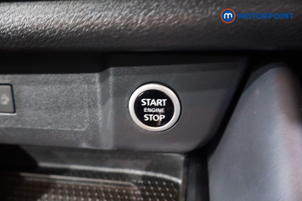 Nissan Qashqai Tekna-Plus Manual Petrol SUV - Stock Number (1585106) - 13th supplementary image