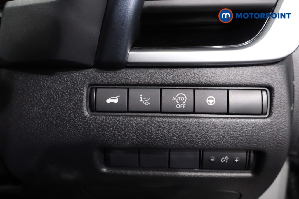 Nissan Qashqai Tekna-Plus Manual Petrol SUV - Stock Number (1585106) - 23rd supplementary image