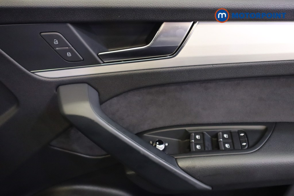 Audi Q5 S Line Automatic Diesel SUV - Stock Number (1585107) - 10th supplementary image