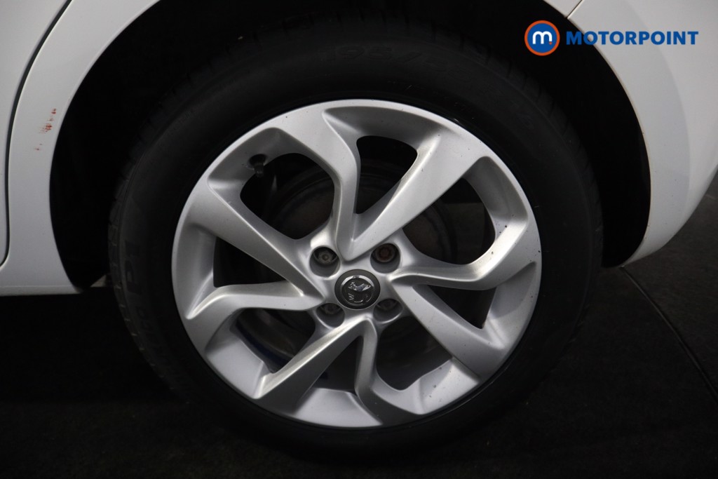 Vauxhall Corsa SRI Manual Petrol Hatchback - Stock Number (1585203) - 17th supplementary image