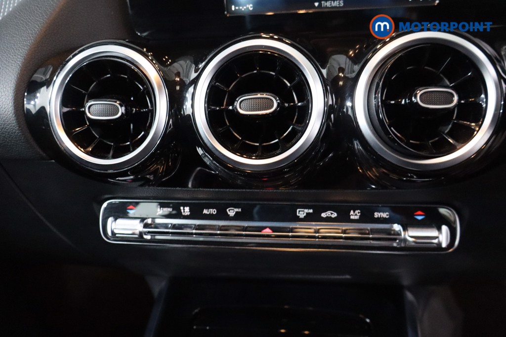 Mercedes-Benz B Class Sport Automatic Petrol Hatchback - Stock Number (1585429) - 21st supplementary image