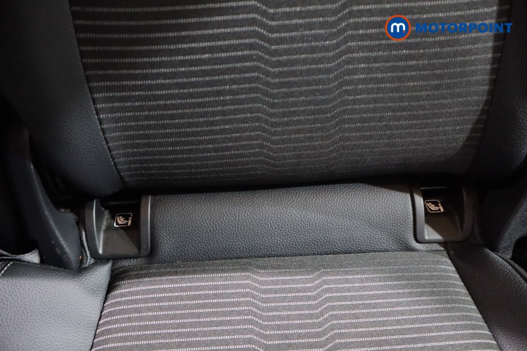Mercedes-Benz B Class Sport Automatic Petrol Hatchback - Stock Number (1585429) - 23rd supplementary image