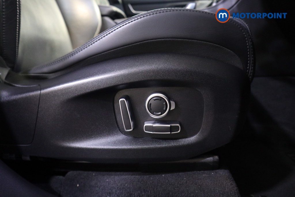 Jaguar F-Pace R-Dynamic Hse Black Automatic Petrol Plug-In Hybrid SUV - Stock Number (1585503) - 16th supplementary image