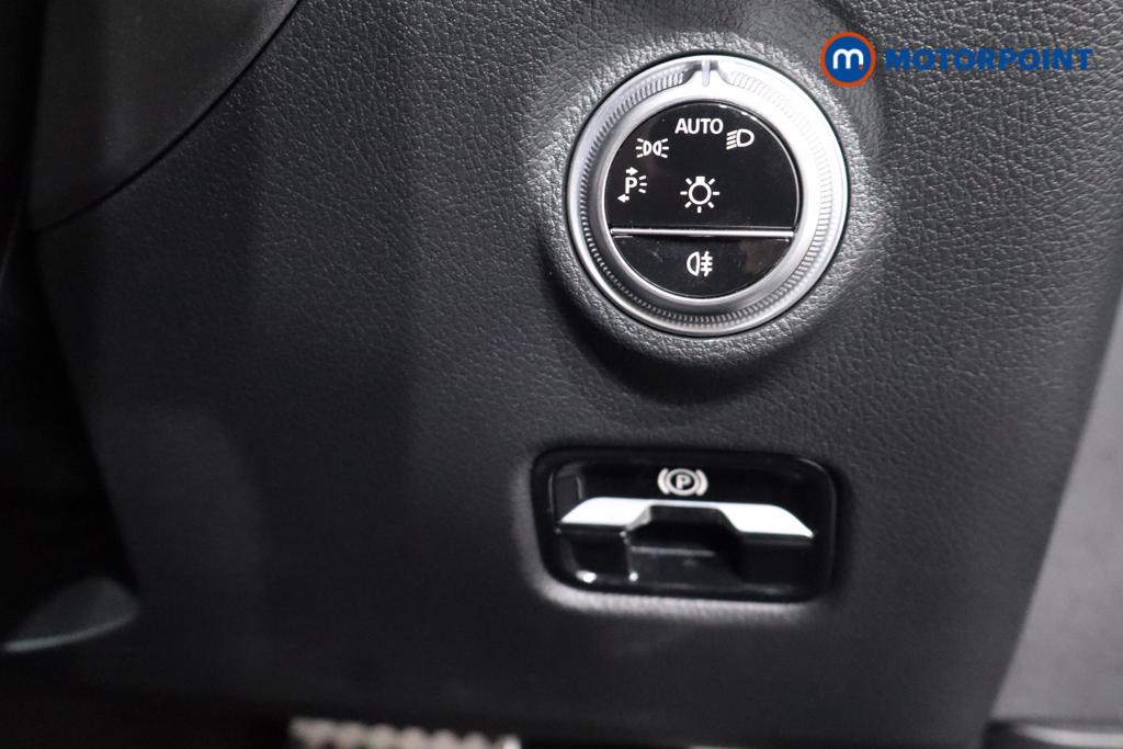 Mercedes-Benz C Class Amg Line Automatic Petrol Saloon - Stock Number (1585555) - 13th supplementary image