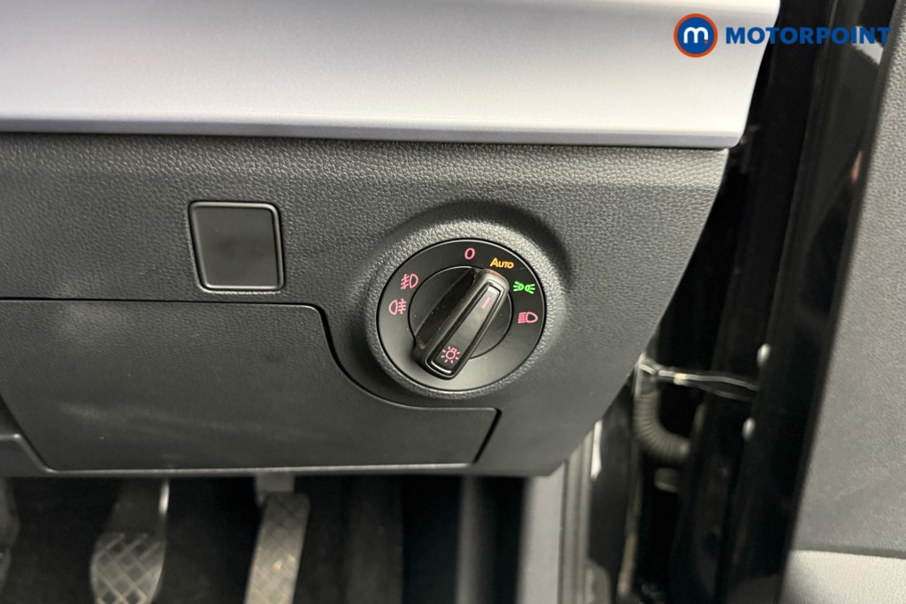 Seat Arona FR Manual Petrol SUV - Stock Number (1585940) - 16th supplementary image