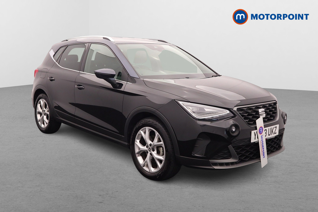 Seat Arona FR Manual Petrol SUV - Stock Number (1585940) - Drivers side front corner