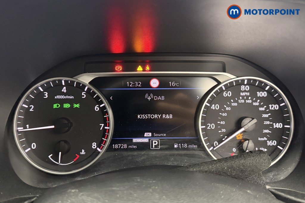 Nissan Juke N-Connecta Automatic Petrol SUV - Stock Number (1586086) - 4th supplementary image