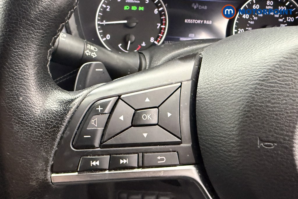 Nissan Juke N-Connecta Automatic Petrol SUV - Stock Number (1586086) - 11th supplementary image